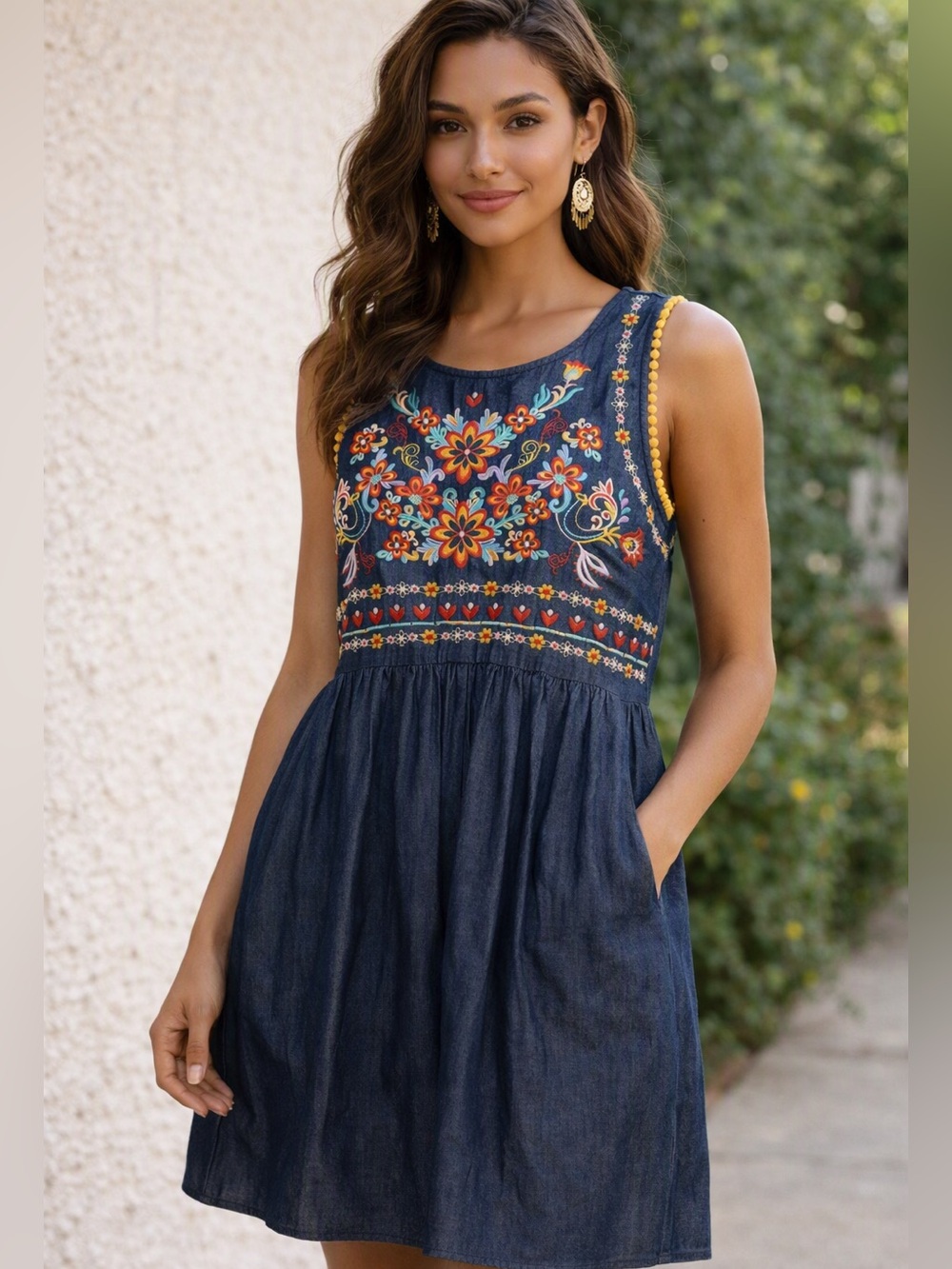 Savanna Jane chambray Dress with Multicolor Floral Embroidery size large